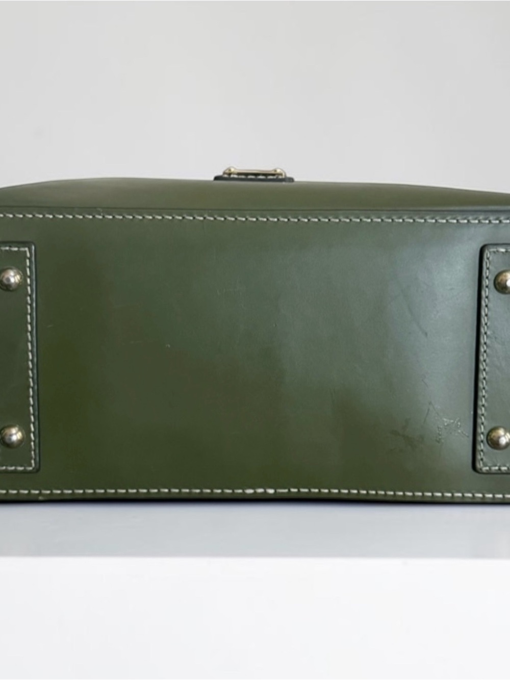 Dooney & Bourke Olive Green Leather Tote Bag with Gold Hardware! - Picture 5 of 13